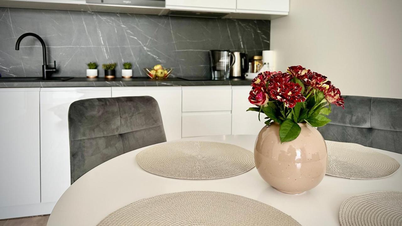 Apartament Elegant 2 Przemyśl Eksteriør billede